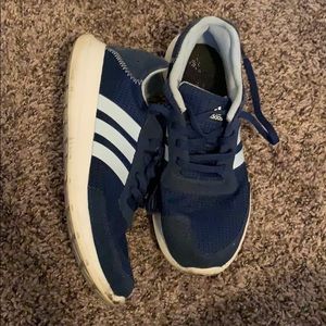 Adidas cloud foam shoes